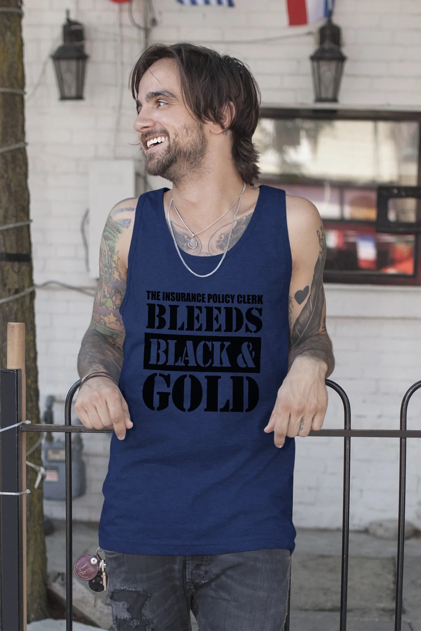 Bleeds Black and Gold (Men)