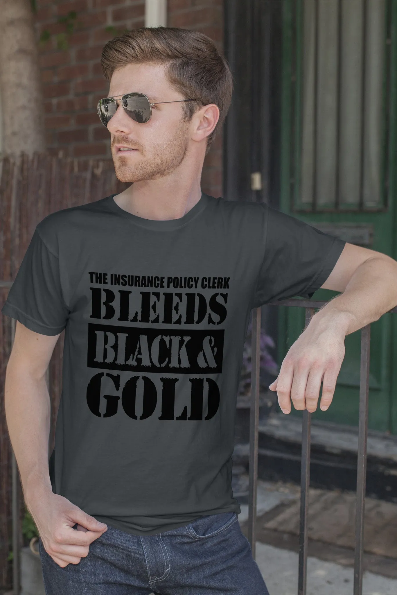 Bleeds Black and Gold (Men)