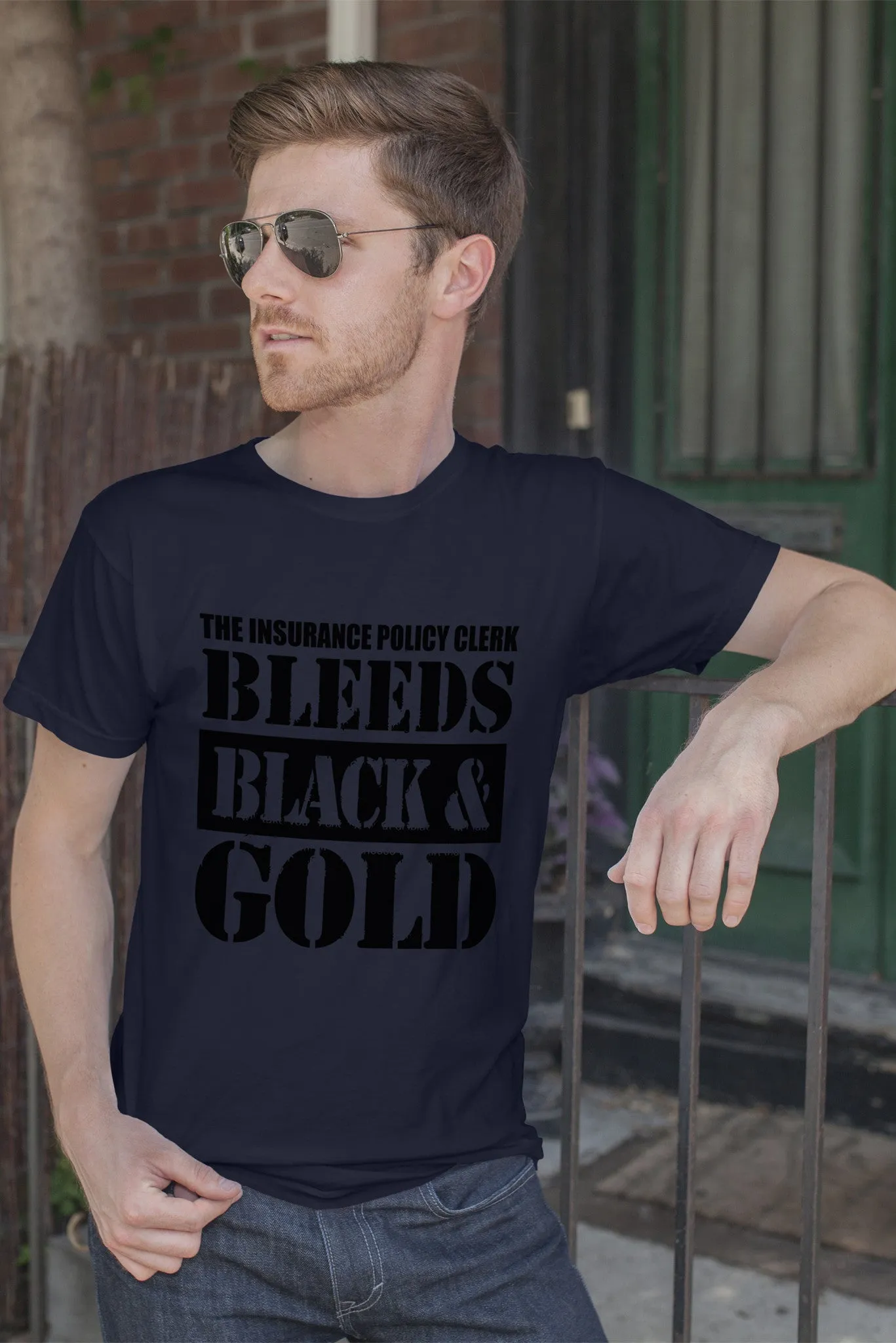 Bleeds Black and Gold (Men)
